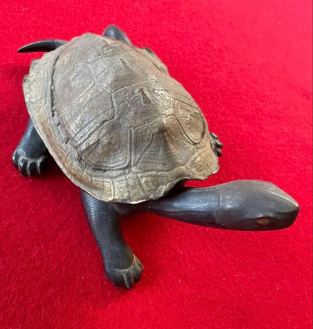 美術作品・亀の彫像・小物入れ・骨董品・松立斉・亀彫刻・印籠・彫刻・美術品