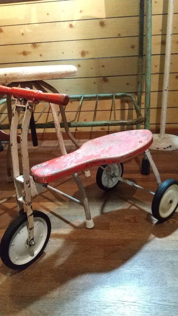 ヴィンテージ三輪車