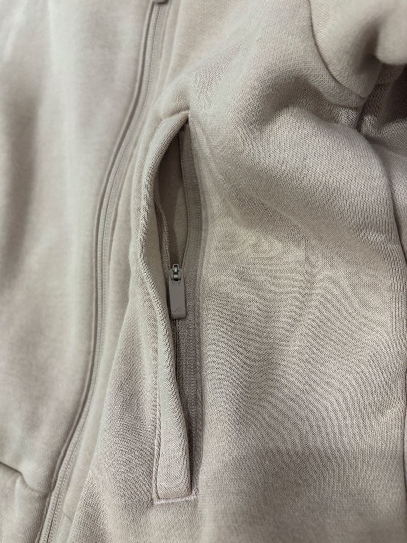 新品アディダス ゴルフ セットアップ ジャケット＆スカート Lサイズくすみピンク