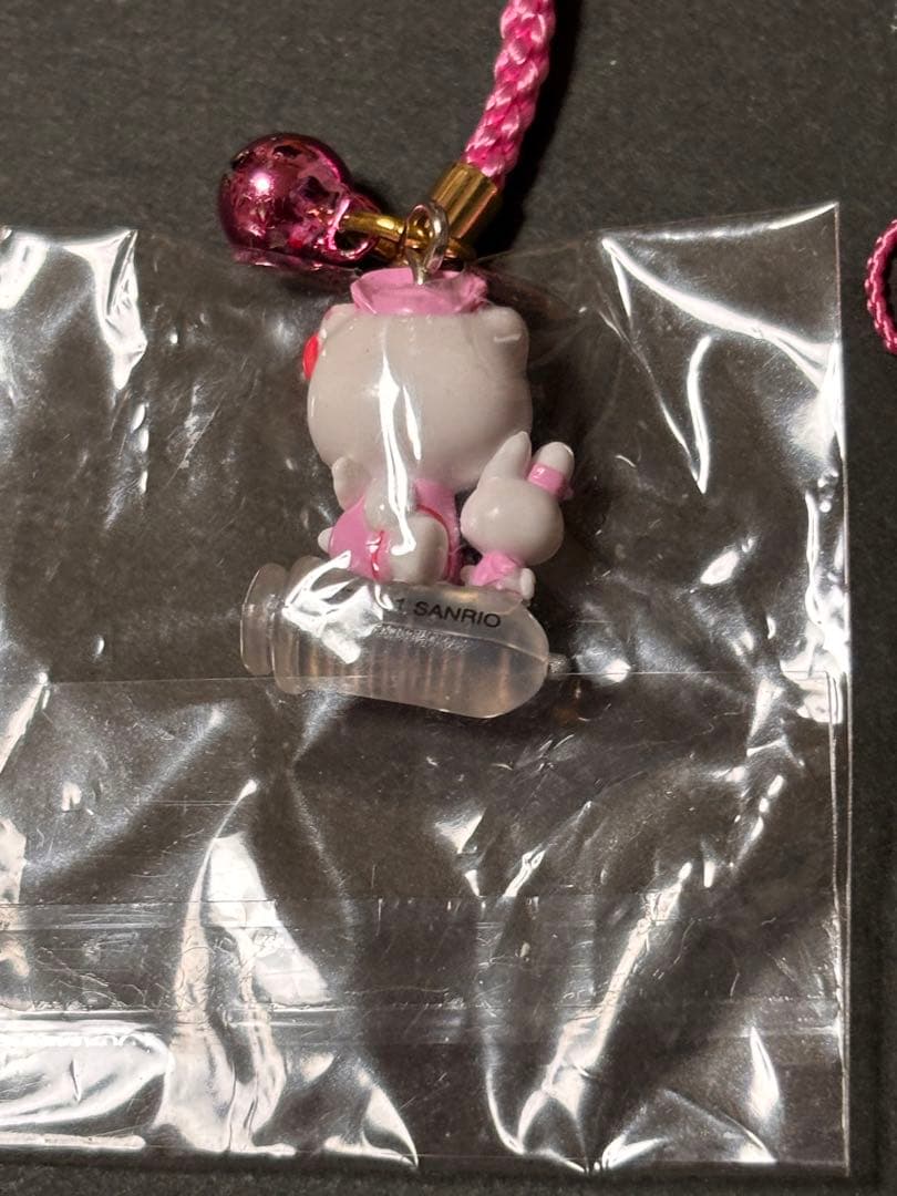 激レア❣️未使用未開封❗️ハローキティストラップ ナースメディカルバージョン２種