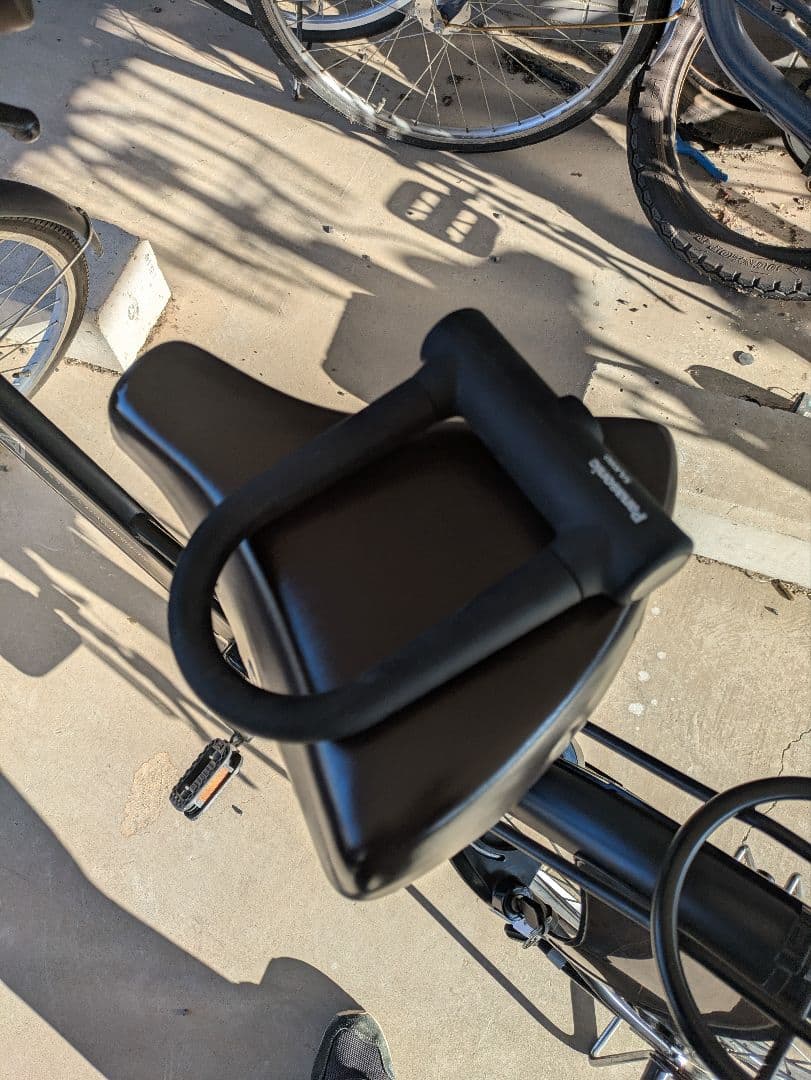 【直接引取限定】電動アシスト自転車　後輪タイヤ、チェーン類新品　バッテリー3つ