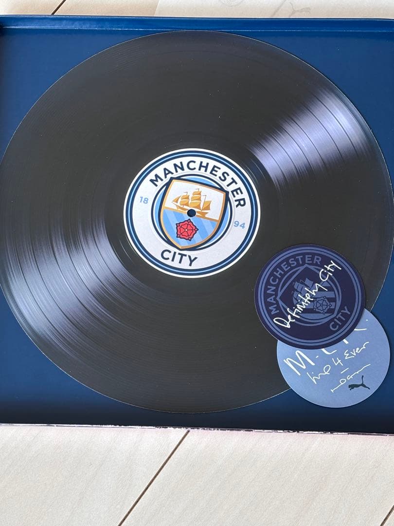 デブライネ マンチェスターシティOasis コレクターズボックス入り