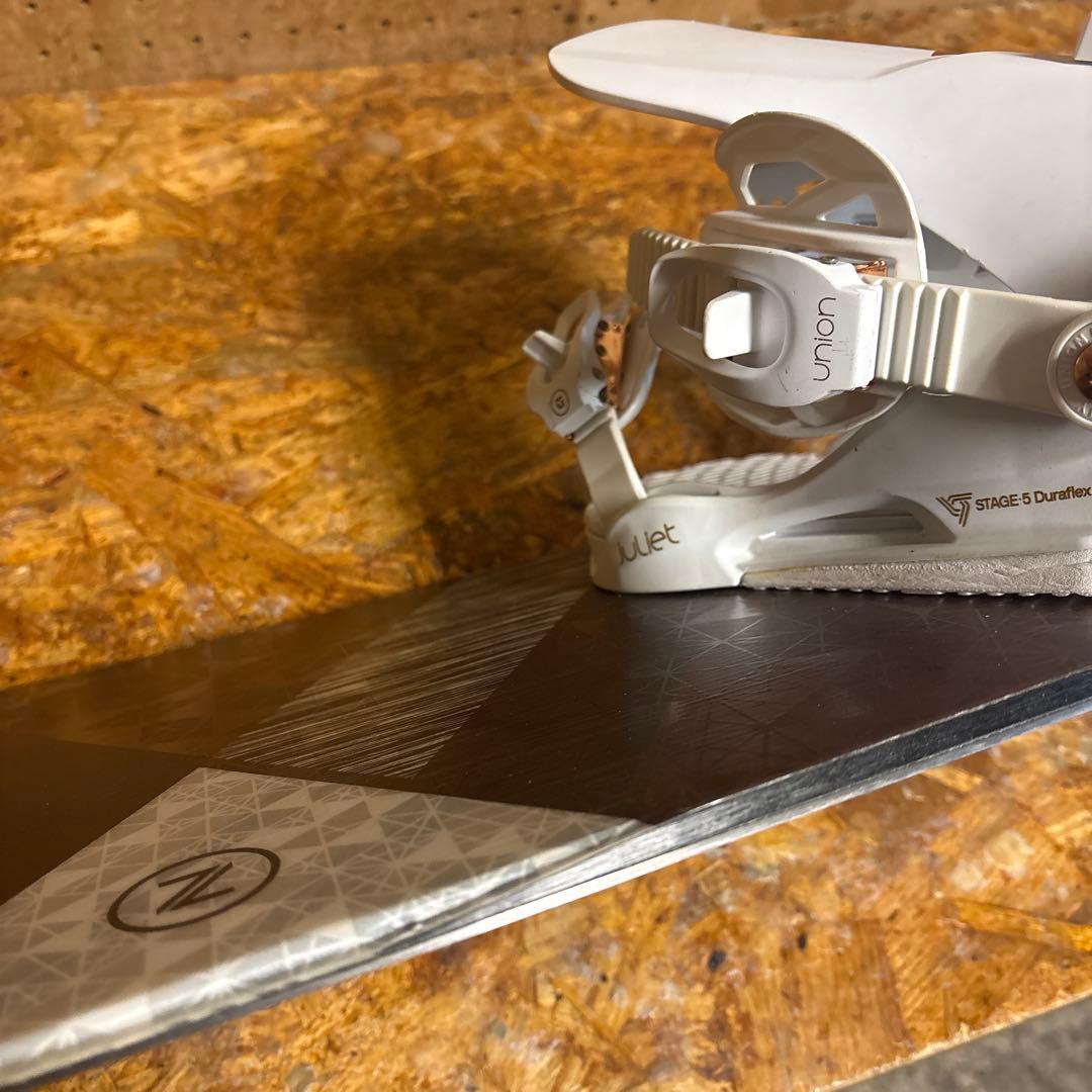 ナイデッカースノーボード板143cm/ユニオンのビンディング付き