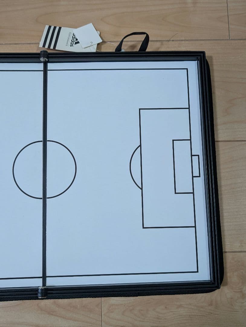 【未使用品新品】アディダスコーチングバインダー&作戦盤