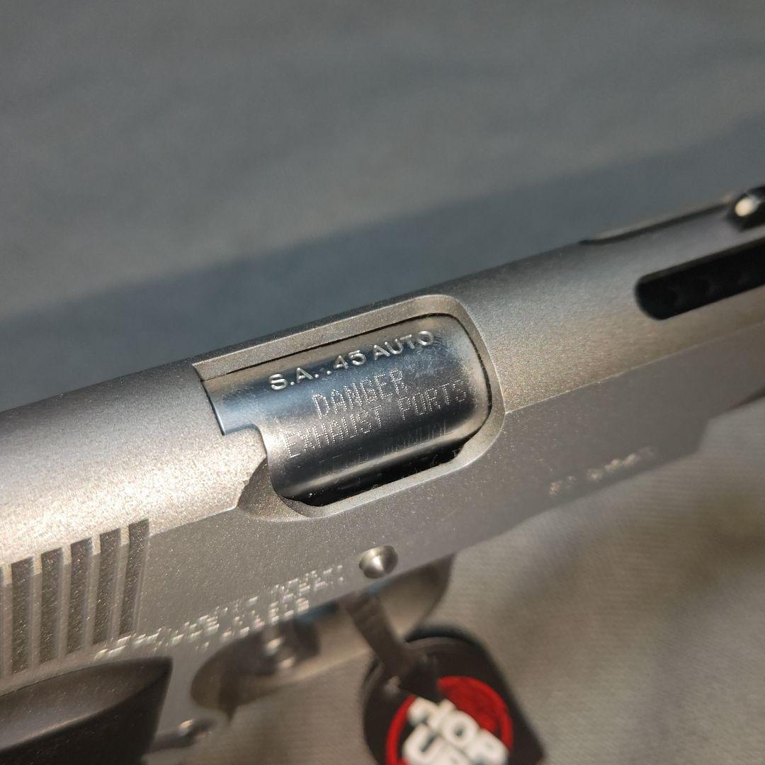 東京マルイ ガスブローバック V10 ウルトラコンパクト　HOGUEグリップ付き