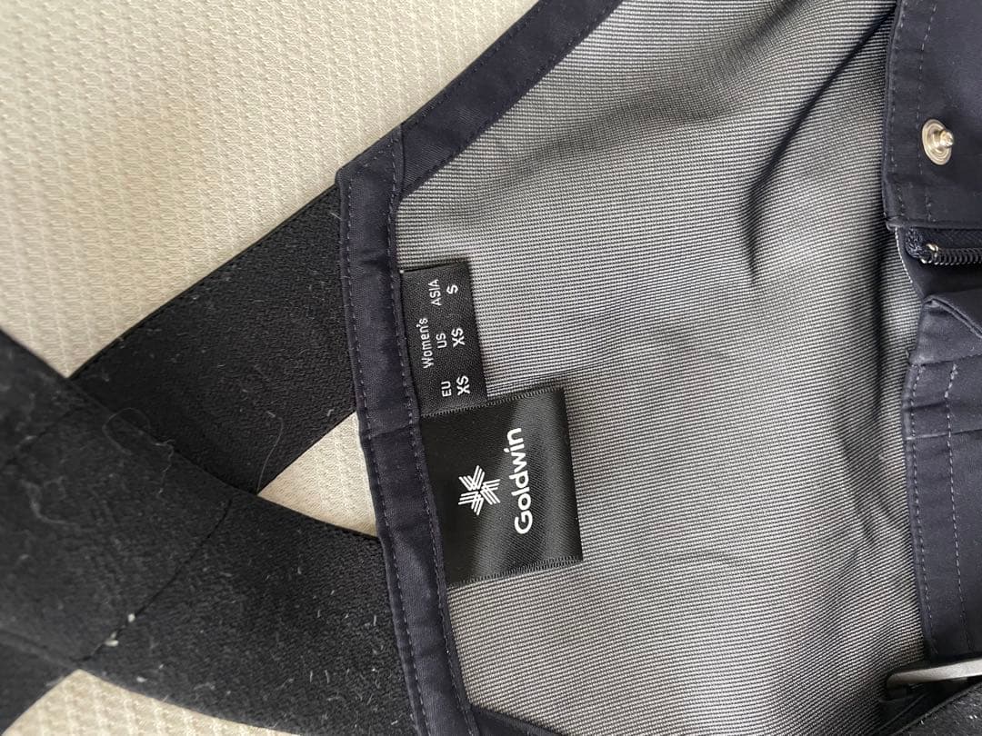 ゴールドウィン　スキーウエア　綿なしシェルタイプ上下