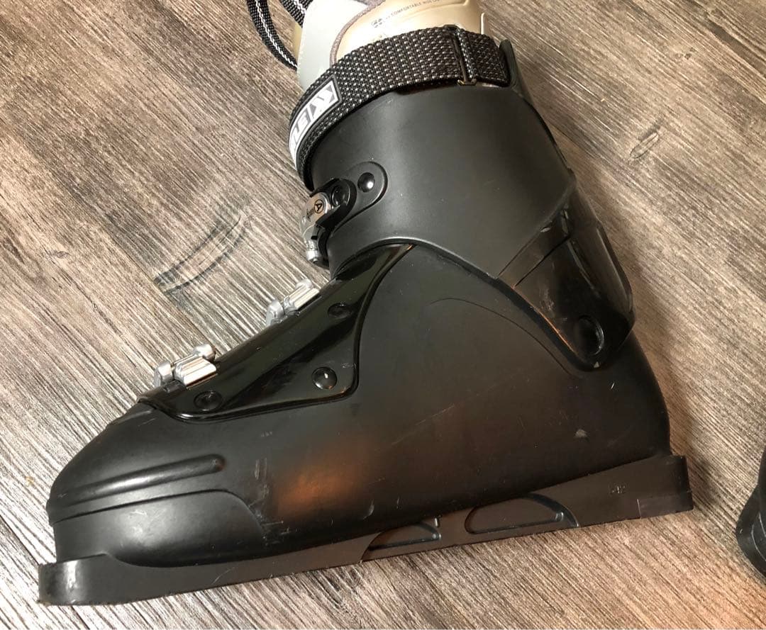 スキーブーツ　ANATOMICAL FIT SISTEM 29.5cm