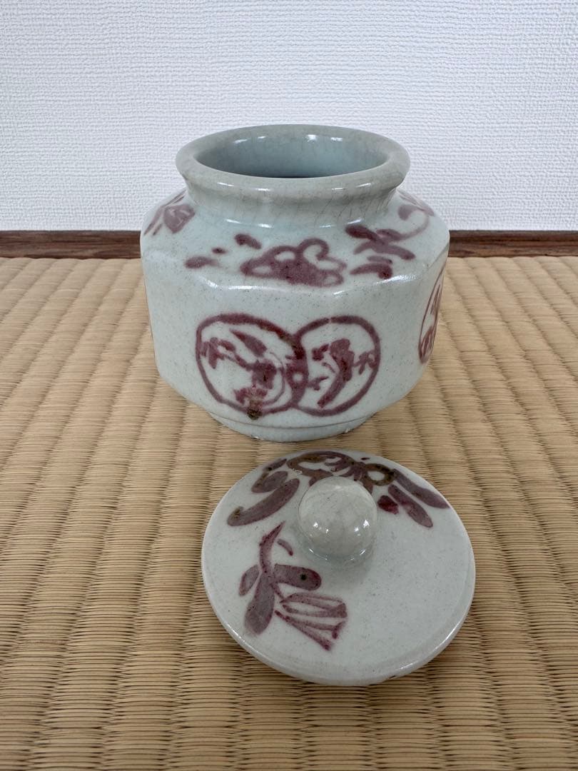 朝鮮古美術 李朝 白磁辰 高10.6cm 面取壷 白釉釉里紅花卉寿字 朝鮮古陶