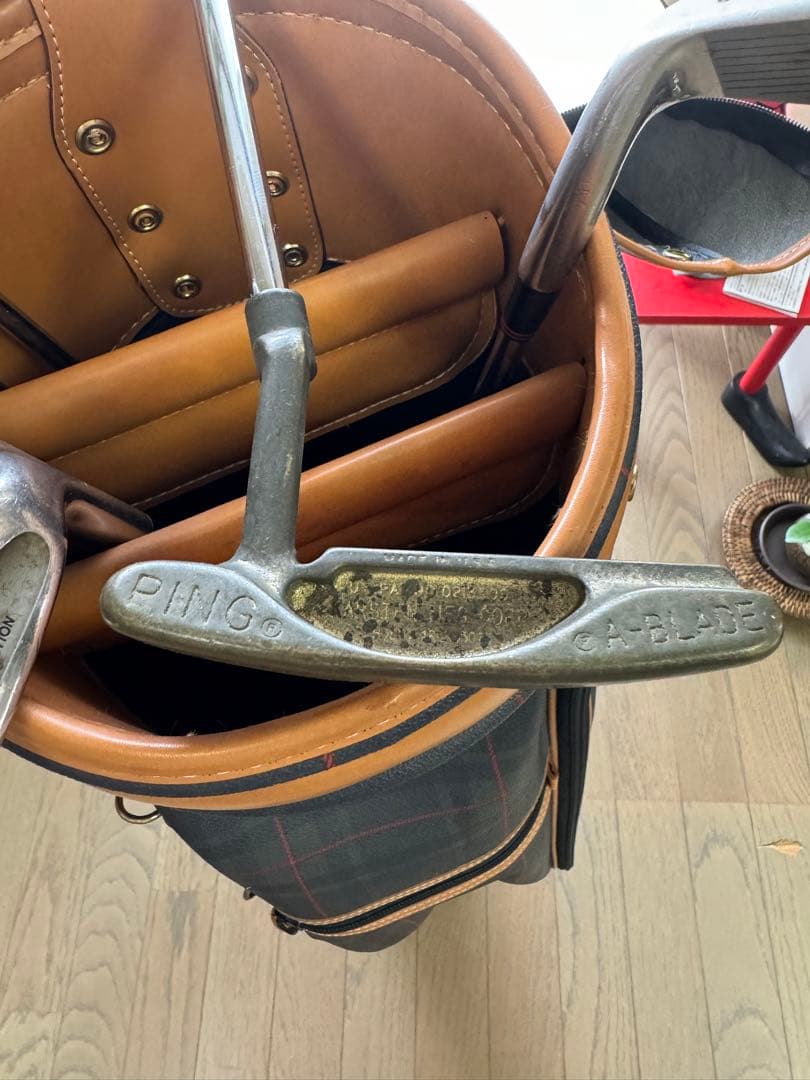 レディース　ゴルフバッグ　トラサルディ　ハーフセット