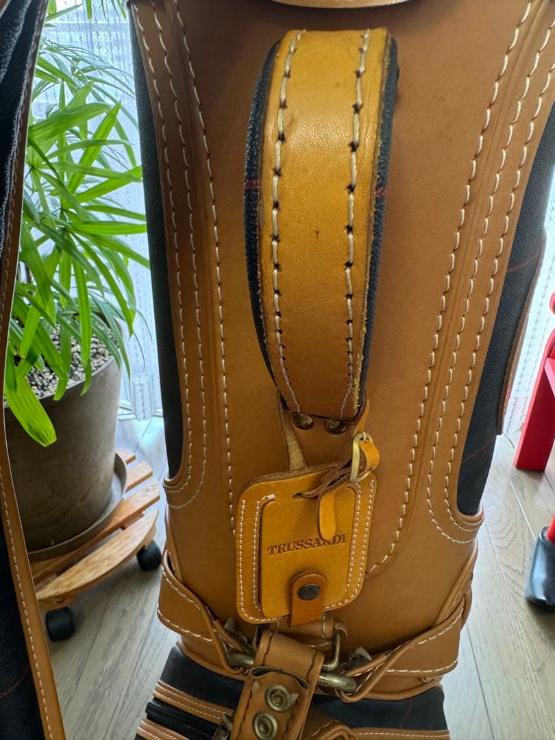 レディース　ゴルフバッグ　トラサルディ　ハーフセット