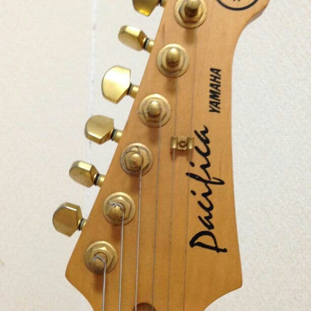 エレキギター YAMAHA パシフィカ