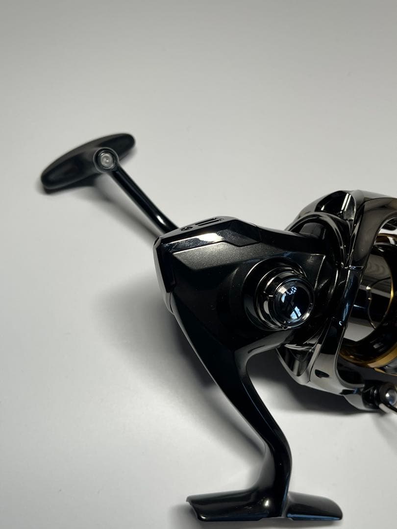 シマノ 20 TWIN POWER 4000MHG スピニングリール