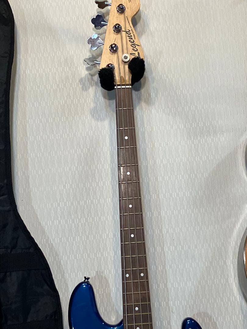 初心者用ARIAジャズベタイプにストラップ・ピック・ソフトケース付きます。