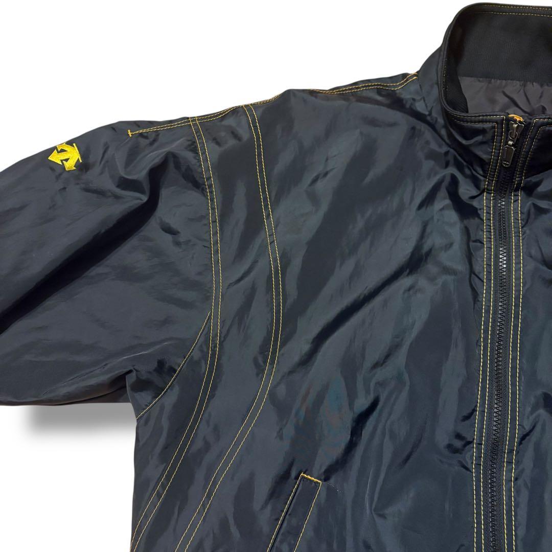 希少 阪神タイガース グランドコート XL 岡田監督 完売品 刺繍 デサント