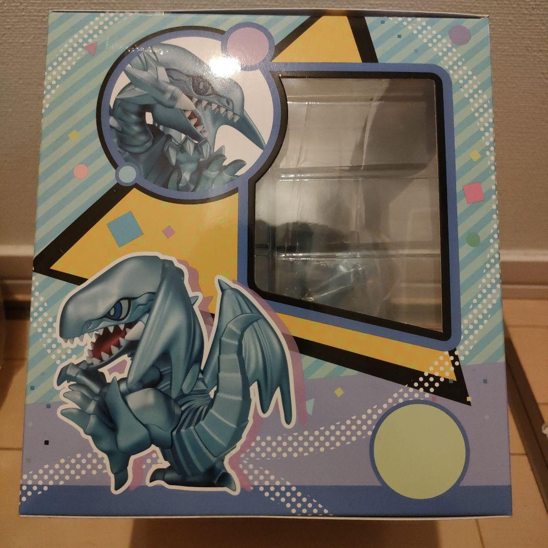 遊戯王 ブルーアイズホワイトドラゴン　フィギュア