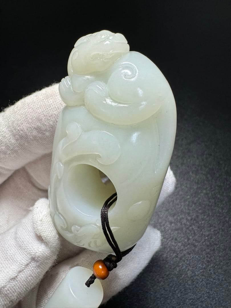 漢時代 和田玉 瑞獣 高古玉 置物 紋彫り件 時代物 中国古美術 骨董旧家蔵出し