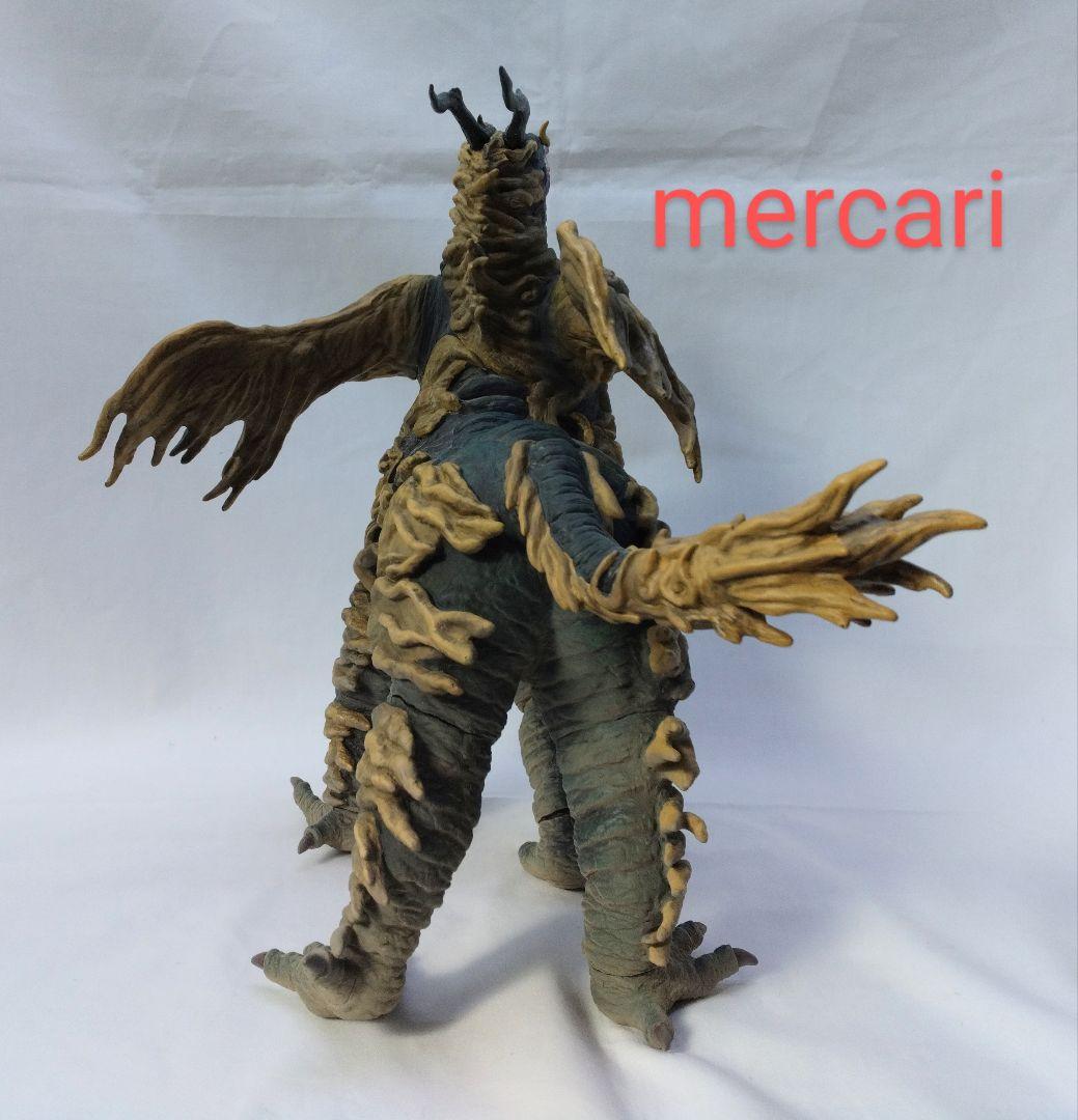 ＣＣＰ １／６特撮シリーズ ドドンゴ 黄色Ver. 開封品