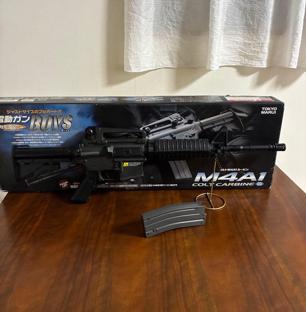 美品　東京マルイ　M4A1 カスタム品　金属ピニオン　SBD リチウム電池セット