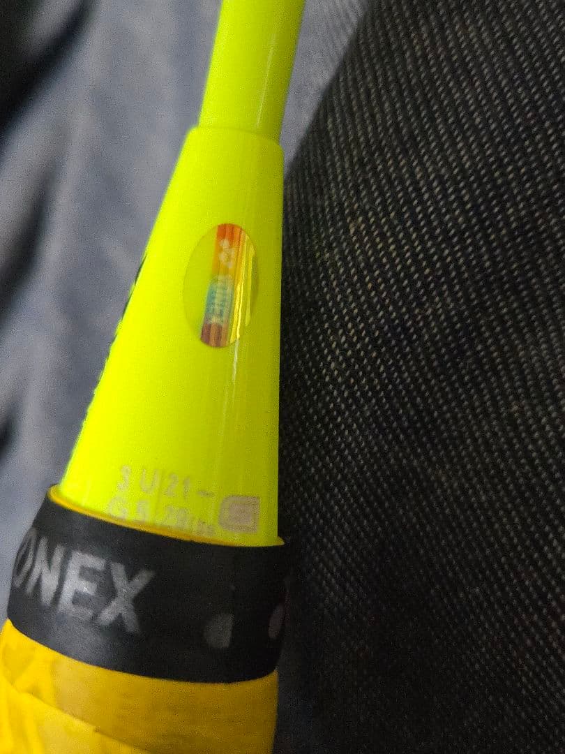 YONEX ASTROX 77　アストロクス７７　 バドミントンラケット