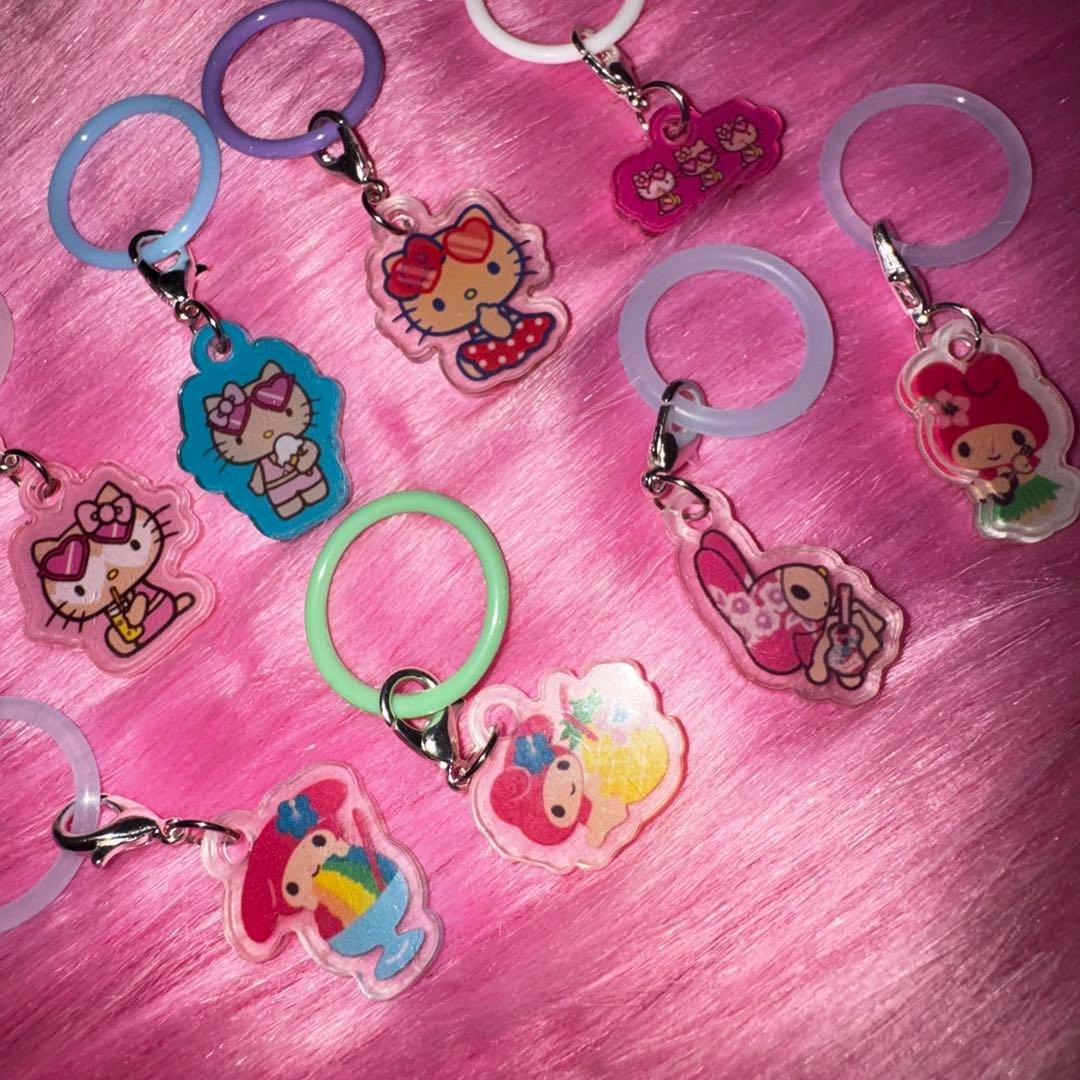 サンリオ日焼け*めじるしアクセサリー