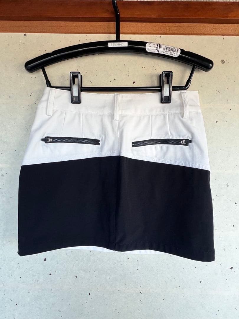 MARK & LONA ホワイト ブラック スカート