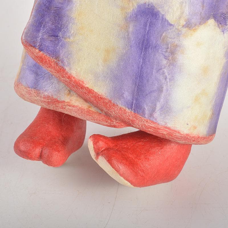 田熊俊子作　桐塑人形　「麗ら」　共箱　V　6346