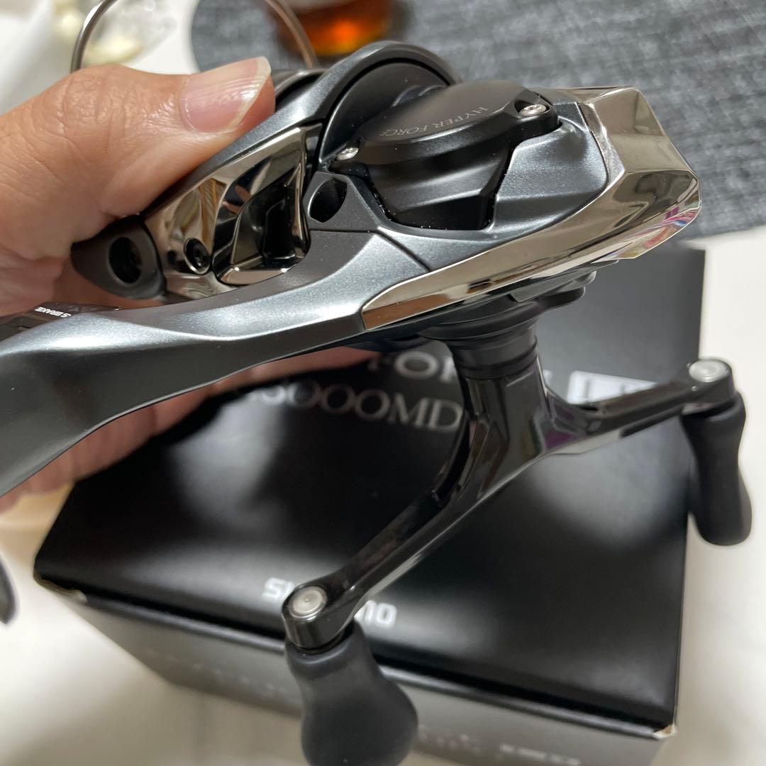 シマノハイパーフォースLB C3000MDHPG スピニングリール