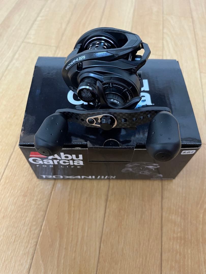 Abu Garcia ROXANI BF8 未使用