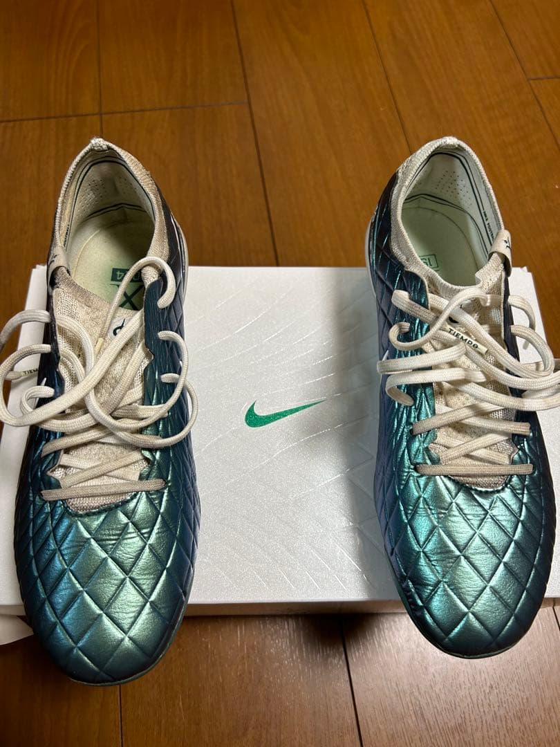 Nike サッカーシューズ 青緑色 キルティングデザイン