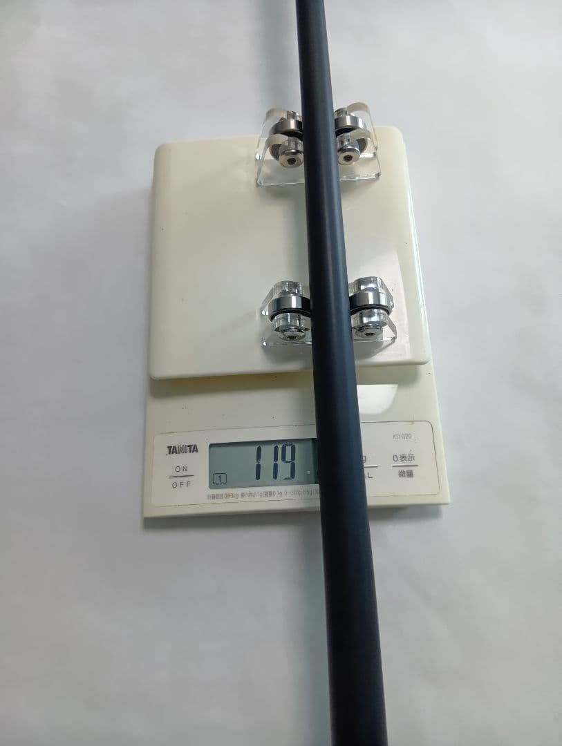 【ほぼ新品】ビリヤード プールキュー カーボンシャフト レザーグリップ 黒色