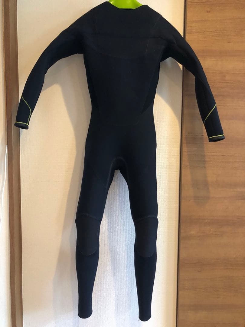 美品 BEWET ビーウェット 3mm ジャーフル サイズ