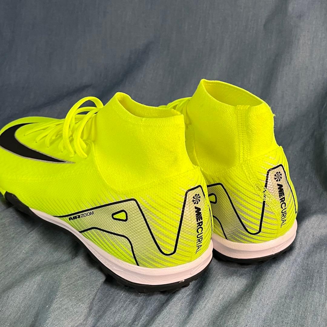 ナイキ ズーム ヴェイパー 16 アカデミー TF 27.5cmサッカーシューズ