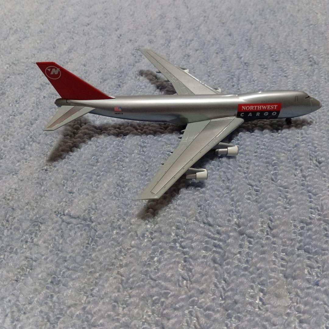 航空機・ヘリコプター NORTHWEST AIRLINES B747-2J9F 1/400