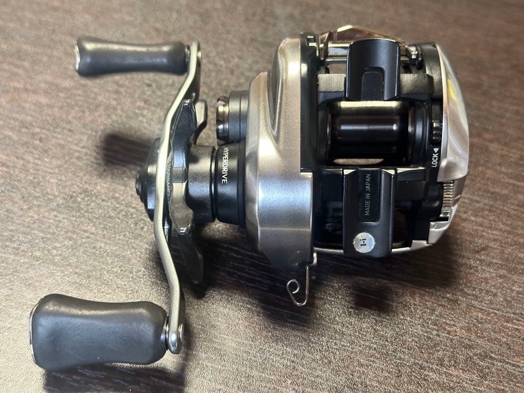 ダイワ　ジリオン 21か22 SV TW エクストラギア 8.5 左巻き