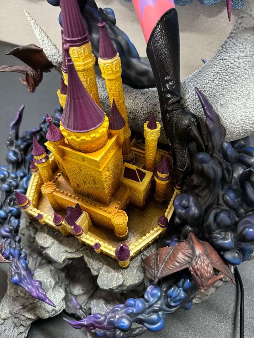 TriEagles Studio カプコン モリガン・アーンスランド スタチュー