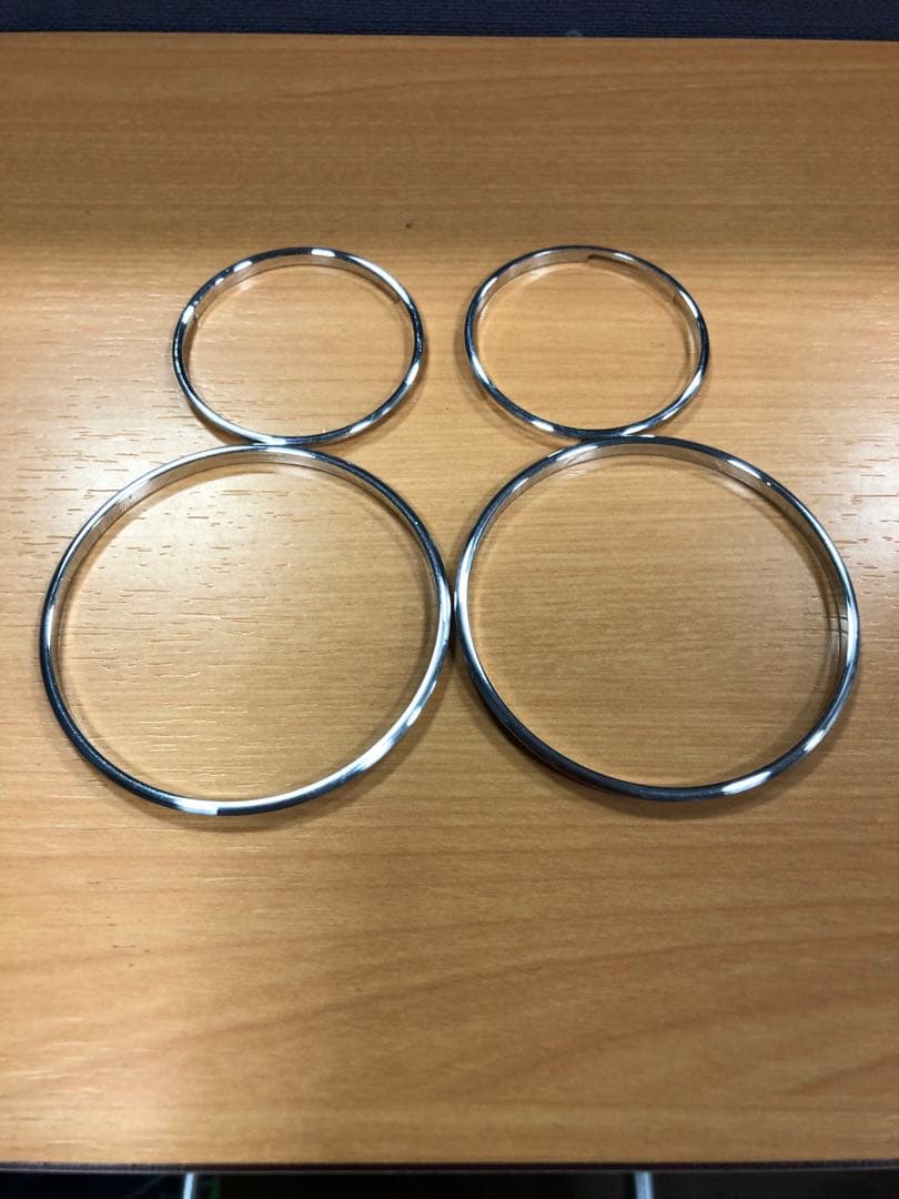 フィアット500 .アバルト595、500 オートエアコン用アルミリング