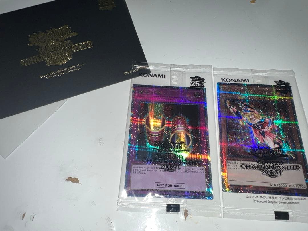 美品　遊戯王 WCS 2023 来場者特典 ブラックマジシャンガール 魔法の筒