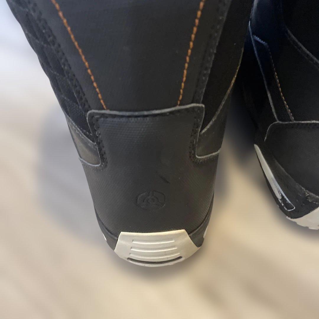 サロモン BOAシステム スノーボードブーツ 男性用 ブラック 28㌢