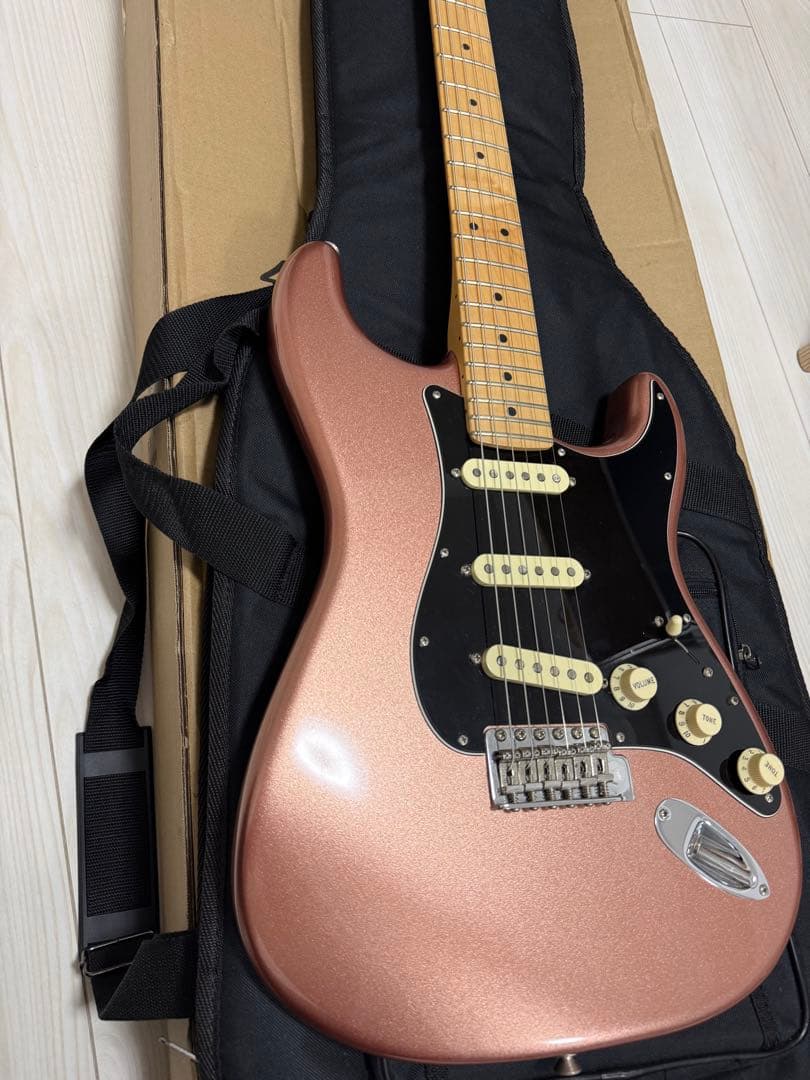 美品Fender American Performer Stratocaster