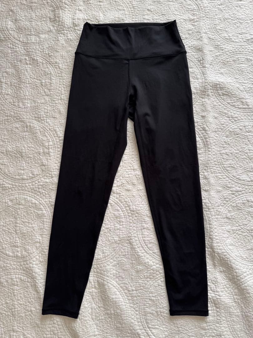 ラバ　LAVA ヨガウェアセット（タンクトップ・レギンス・マット・ラグ・バッグ）