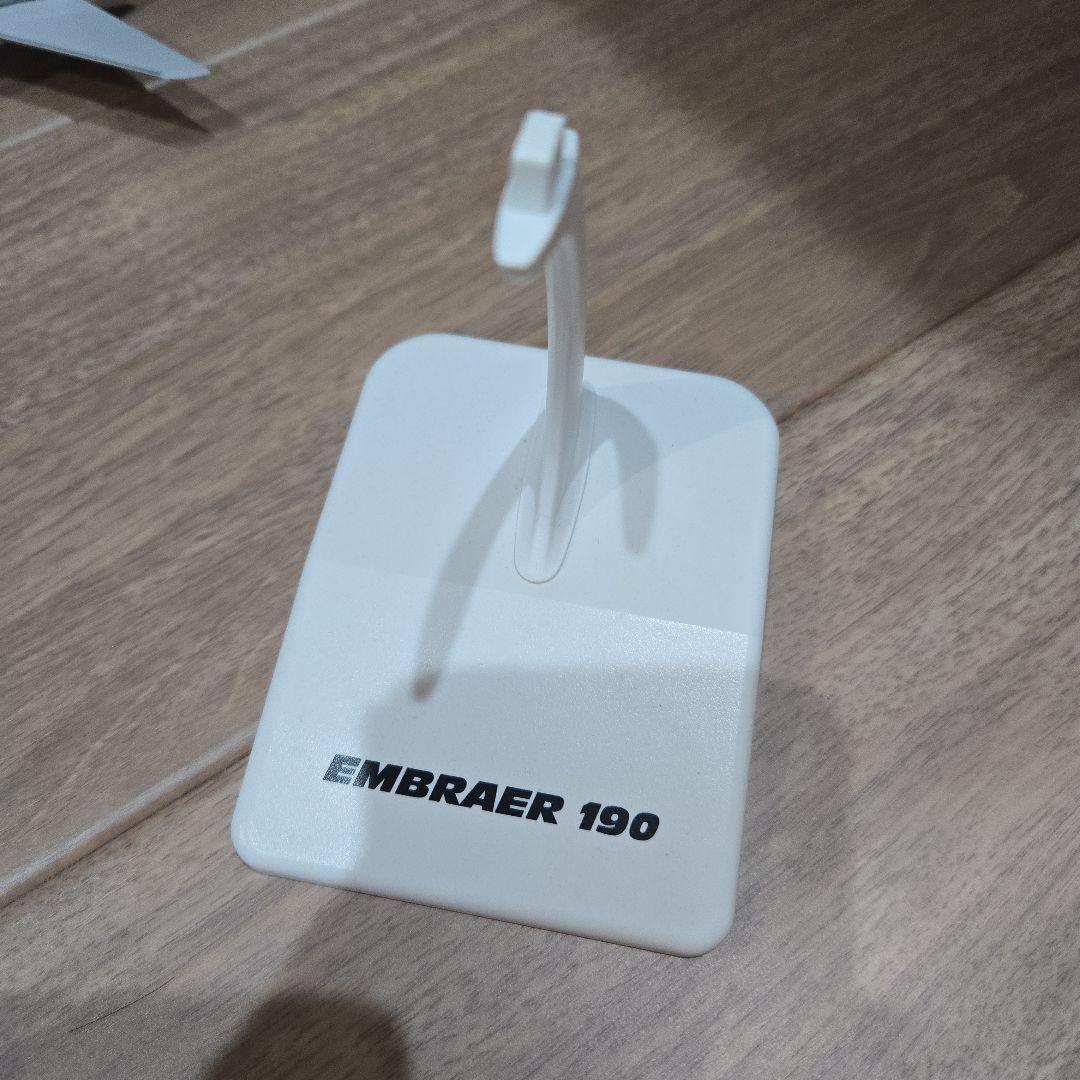 J-AIR エンブラエル ERJ-190 1/100