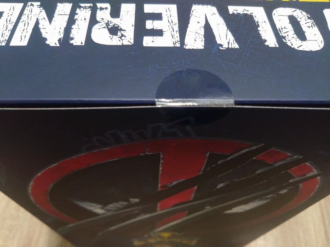 【ムービー・マスターピース】ホットトイズ　ウルヴァリン［ボーナスアクセサリー］