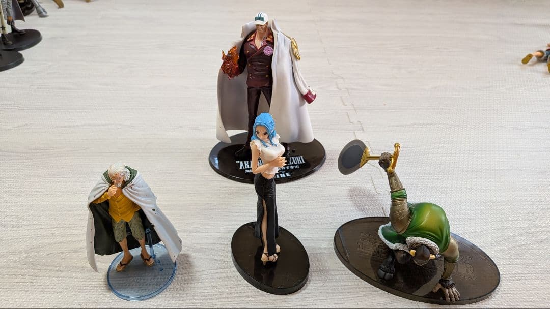 ワンピース フィギュアセット 複数キャラクター　まとめ売り