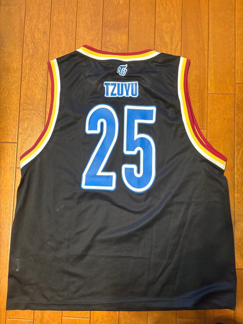 TWICE TZUYU ユニフォーム