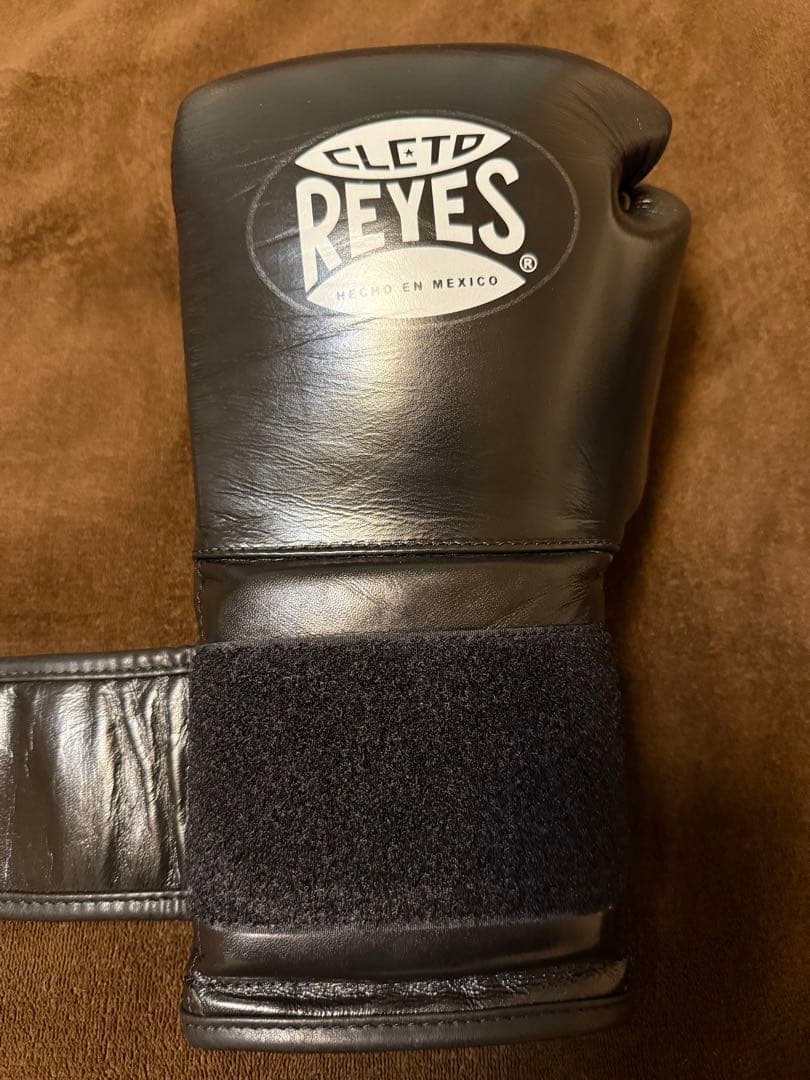 CLETO REYES ボクシンググローブ　16オンス　レイジェス　ブラック