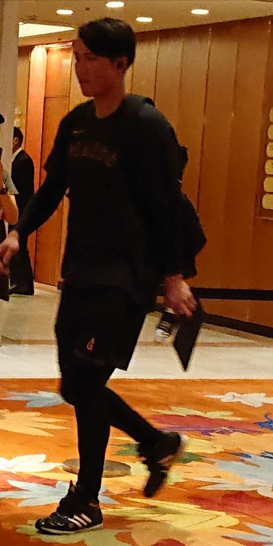 坂本勇人選手サイン色紙