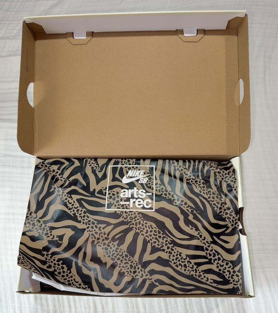 【新品未使用】ナイキ SB ダンク ロー Arts Rec 26.5cm