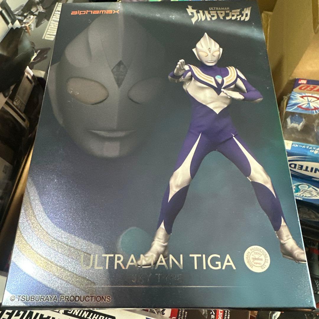新品 alphamax アルファマックス ウルトラマンティガ スカイタイプ
