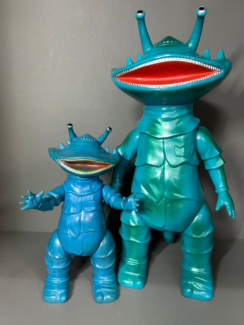 ジャイアントカネゴン　ブルマァク 円谷プロ　バンダイ