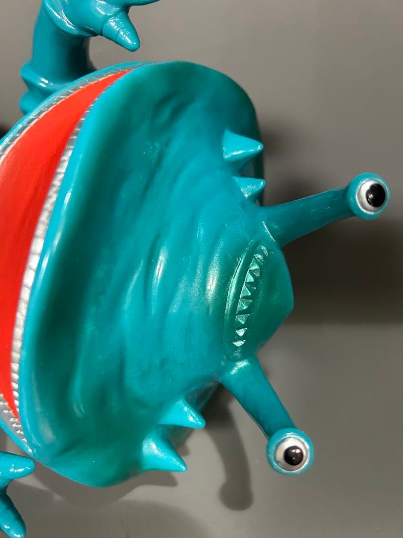 ジャイアントカネゴン　ブルマァク 円谷プロ　バンダイ